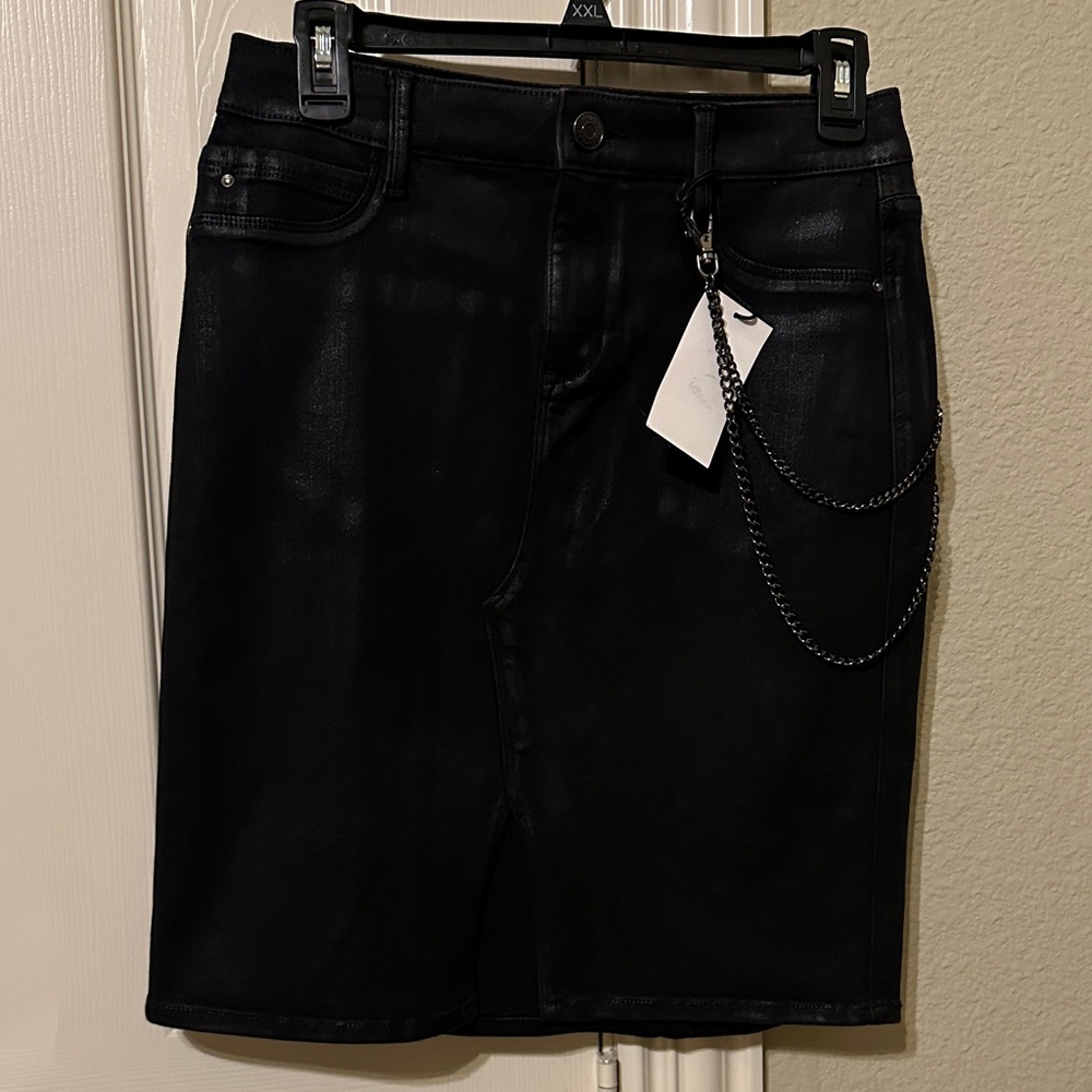 Skinnygirl Black coated canvas Pencil Skirt with gunmetal Chain Detail size 26